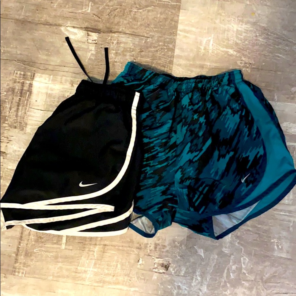 Women’s running short (2 pair)